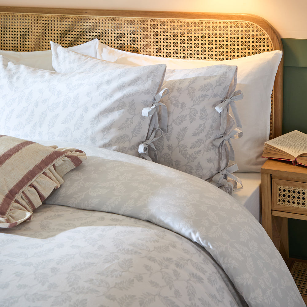 Floral White Bedding - Chloe Printed Reversible Duvet Cover Set Soft White Wylder