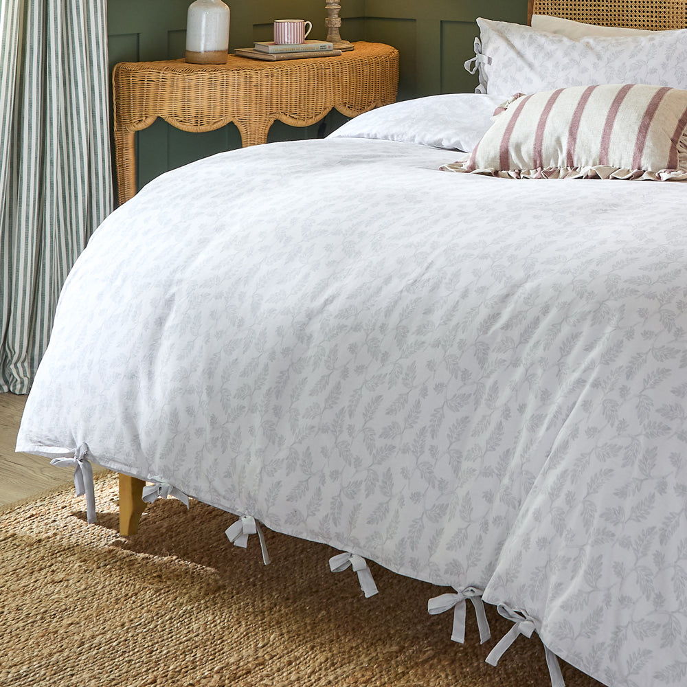 Floral White Bedding - Chloe Printed Reversible Duvet Cover Set Soft White Wylder
