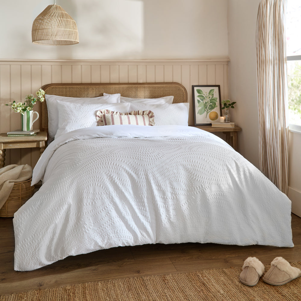  White Bedding - Georgia Heat Pressed Duvet Cover Set White Wylder