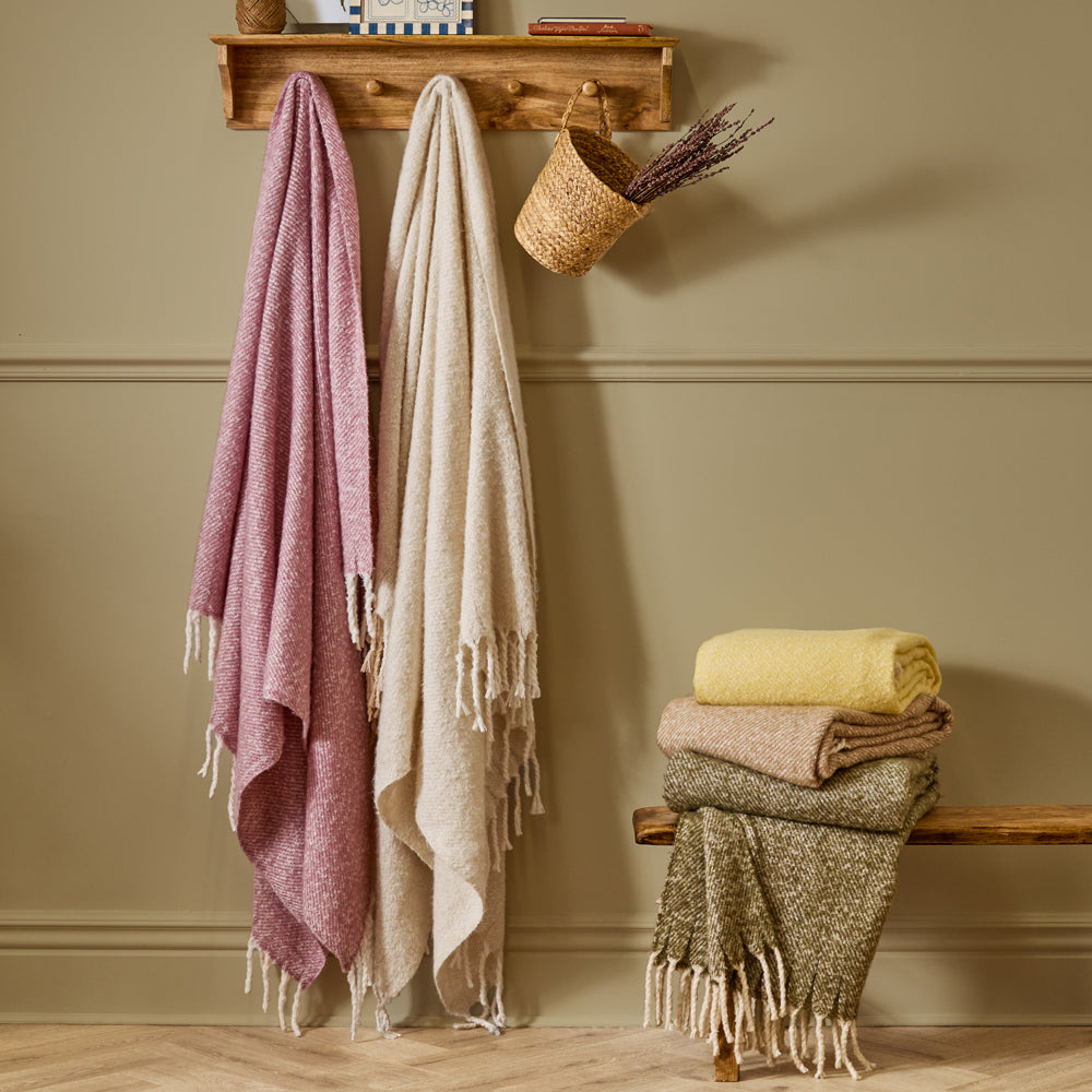 Plain Cream Throws - Isla Woven Tasselled Throw Cream Wylder
