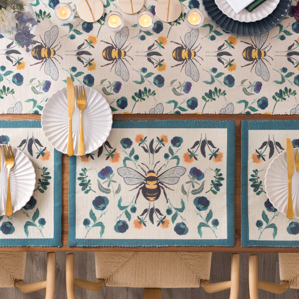 Animal Blue Kitchen - Wild Garden Indoor/Outdoor Table Runner Multicolour Wylder