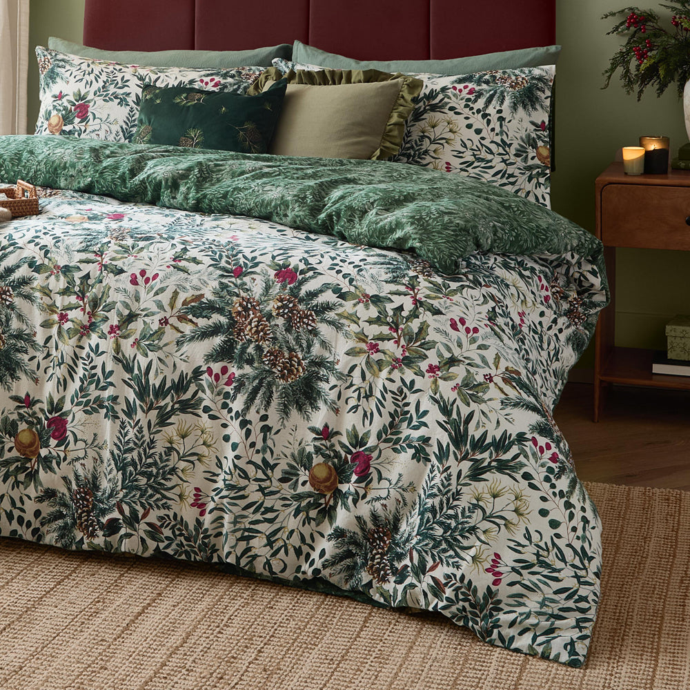 Woodland Green Bedding - Winter Foliage Reversible Brushed Cotton Duvet Cover Set Pine Green Wylder